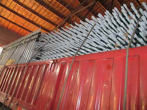 三橫桿鋅鋼護欄 三橫桿鋅鋼護欄